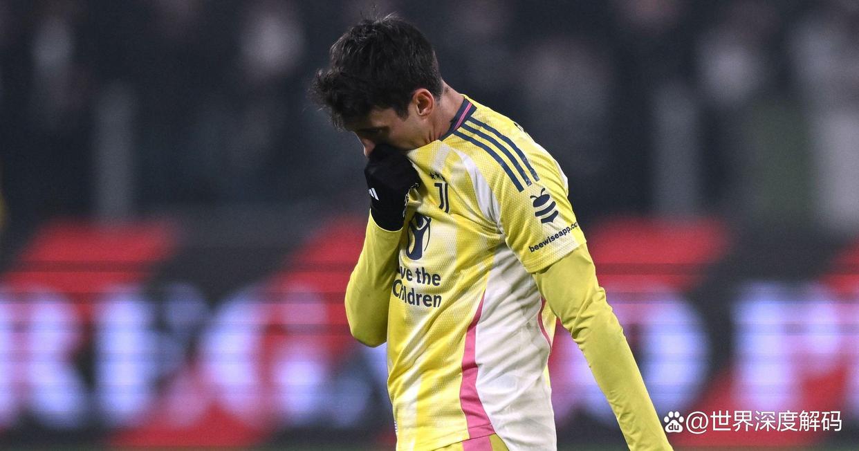 尤文图斯主帅突发身体不适，球队状况引发担忧(尤文图斯主教练照片)